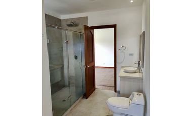 Finca en venta en condominio campestre - Lago Calima El Darién Valle