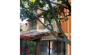 Casa en venta cerca a CC Oviedo El Poblado