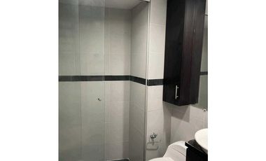 Casa en venta cerca a CC Oviedo El Poblado