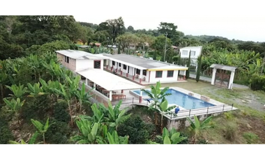 SE VENDE O SE PERMUTA FINCA EN QUIMBAYA POR TROCADERO 3 CUADRAS
