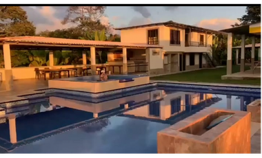 SE VENDE O SE PERMUTA FINCA EN QUIMBAYA POR TROCADERO 3 CUADRAS