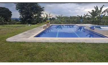 SE VENDE O SE PERMUTA FINCA EN QUIMBAYA POR TROCADERO 3 CUADRAS