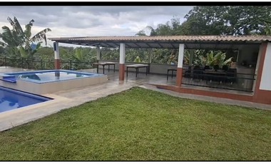 SE VENDE O SE PERMUTA FINCA EN QUIMBAYA POR TROCADERO 3 CUADRAS