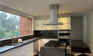 Apartamento Altos del Retiro Rosales