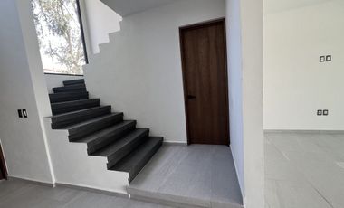 CASA TEMIXCO RESIDENCIA NUEVA EN CLOSTER EN LOMAS DE COCOYOC