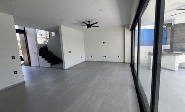 CASA TEMIXCO RESIDENCIA NUEVA EN CLOSTER EN LOMAS DE COCOYOC