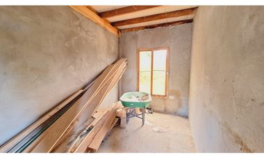 Venta de lote con casa prefabricada en San vicente de Ferrrer