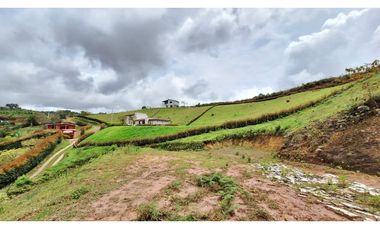 Venta de lote con casa prefabricada en San vicente de Ferrrer