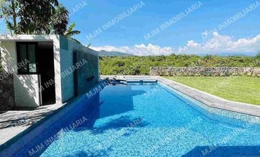 CASA EBRO MODERNA RESIDENCIA EN LOMAS COCOYOC