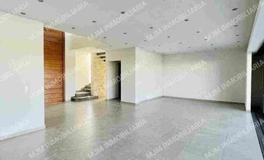 CASA EBRO MODERNA RESIDENCIA EN LOMAS COCOYOC