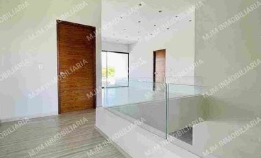 CASA EBRO MODERNA RESIDENCIA EN LOMAS COCOYOC