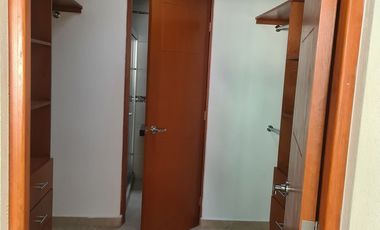 CASA EN RENTA CACALOMACAN