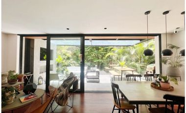 VENDO hermosa casa campestre en el poblado