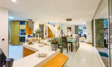 Venta de Casa en La Loma de Las Brujas