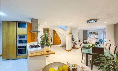 Venta de Casa en La Loma de Las Brujas