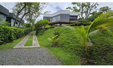 se vende casa finca campestre san Jerónimo Antioquia 750 m2