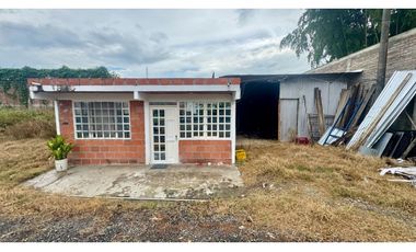 Lote / terreno plano y esquinero de 3.000m² en venta - Guacarí Valle