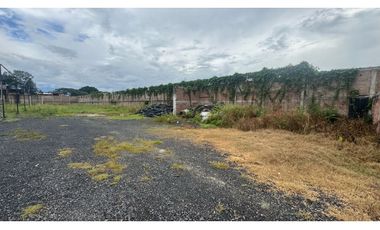 Lote / terreno plano y esquinero de 3.000m² en venta - Guacarí Valle