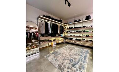 Apartamento de lujo Amoblado en Venta en el Poblado San Lucas