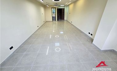 Oficina remodelada en el centro de Pereira