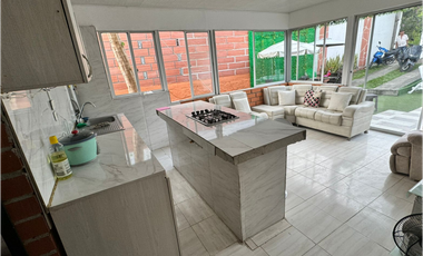 Se vende o se permuta Hermosa cabaña en Santagueda