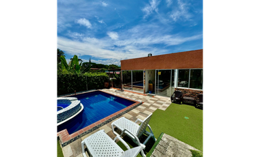 Se vende o se permuta Hermosa cabaña en Santagueda