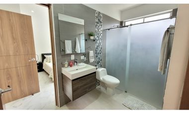 VENTA HERMOSA CASA CAMPESTRE VIA ARMENIA