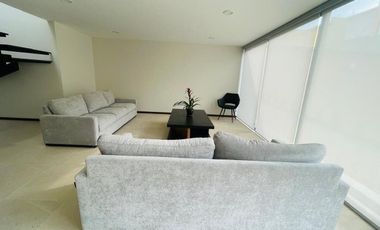 Renta de Casa en Pedregal del Bosque.