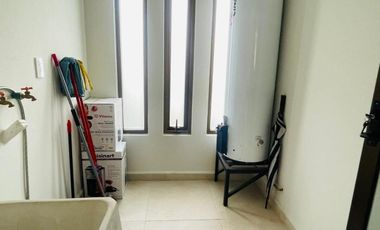 Renta de Casa en Pedregal del Bosque.