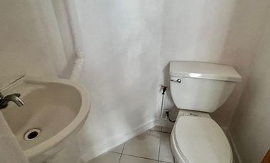 Rento locales comerciales en Las Águilas.