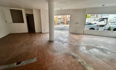 Rento local comercial en Las Águilas.