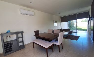 Casa en renta amueblada  Mérida Yucatán,  Privada Salomea Conkal