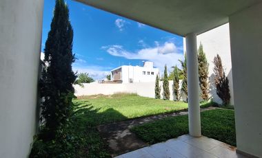 Casa en renta amueblada  Mérida Yucatán,  Privada Salomea Conkal