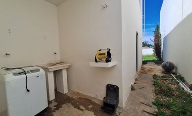 Casa en renta amueblada Privada Salomea Conkal