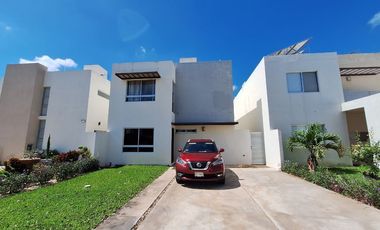 Casa en renta amueblada  Mérida Yucatán,  Privada Salomea Conkal