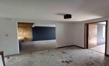 CASA COMERCIAL EN ARRIENDO EN LAURELES/ MANIZALES