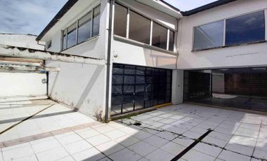 CASA COMERCIAL EN ARRIENDO EN LAURELES/ MANIZALES