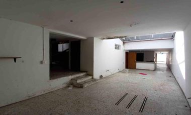 CASA COMERCIAL EN ARRIENDO EN LAURELES/ MANIZALES