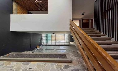 CASA COMERCIAL EN ARRIENDO EN LAURELES/ MANIZALES