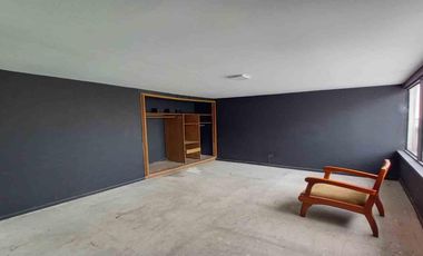 CASA COMERCIAL EN ARRIENDO EN LAURELES/ MANIZALES