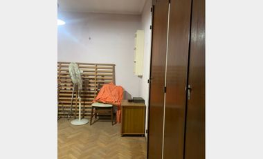Casa  en Venta Haedo / Moron (A004 4639)
