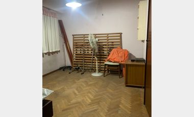 Casa  en Venta Haedo / Moron (A004 4639)