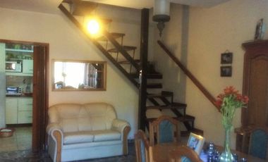 Casa  en Alquiler Ramos Mejia / La Matanza (A108 6916)