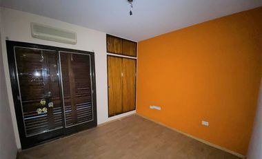 Casa  en Alquiler Ramos Mejia / La Matanza (A108 6916)