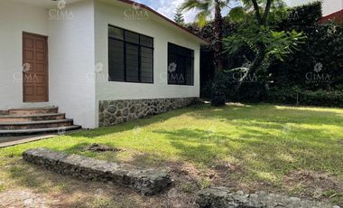 Venta Casa de un nivel en  Hacienda Tetela, Cuernavaca, Morelos - V369