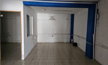 OFICINA  / TALLER EN RENTA EN LA FAMA MST