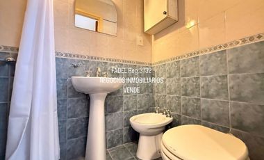 Entre Ríos y Moreno 3 amb.c/dep. al frente + balcón terraza