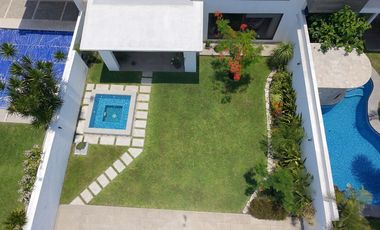 Casa en Venta en Corinto, Burgos Bugambilias Cuernavaca – 4 Recámaras, Jardín y Jacuzzi