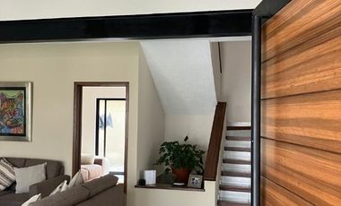 PRIVADA CON PORTON  ELECTRICO