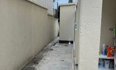 PRIVADA CON PORTON  ELECTRICO